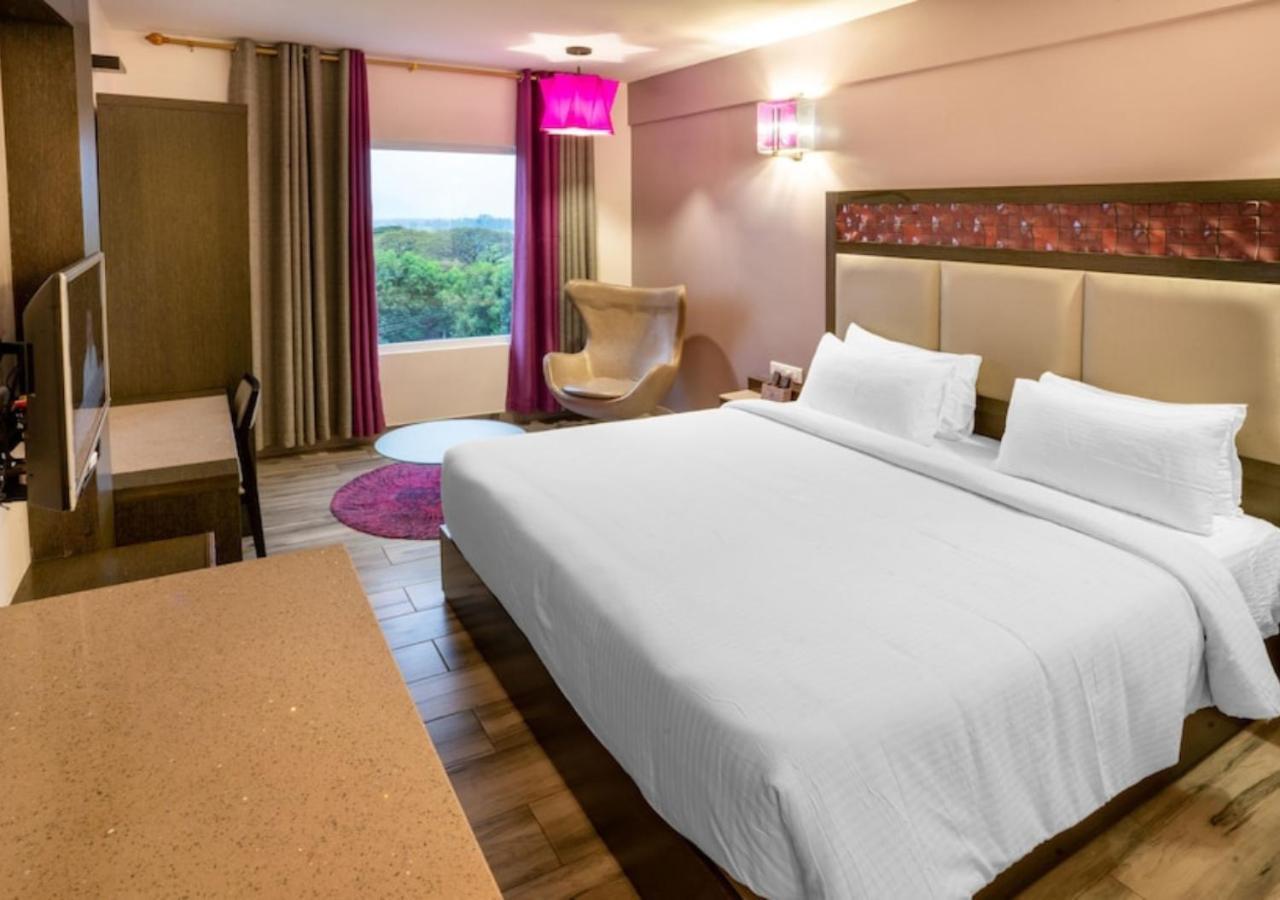 Hotel Visakka Palani Екстер'єр фото