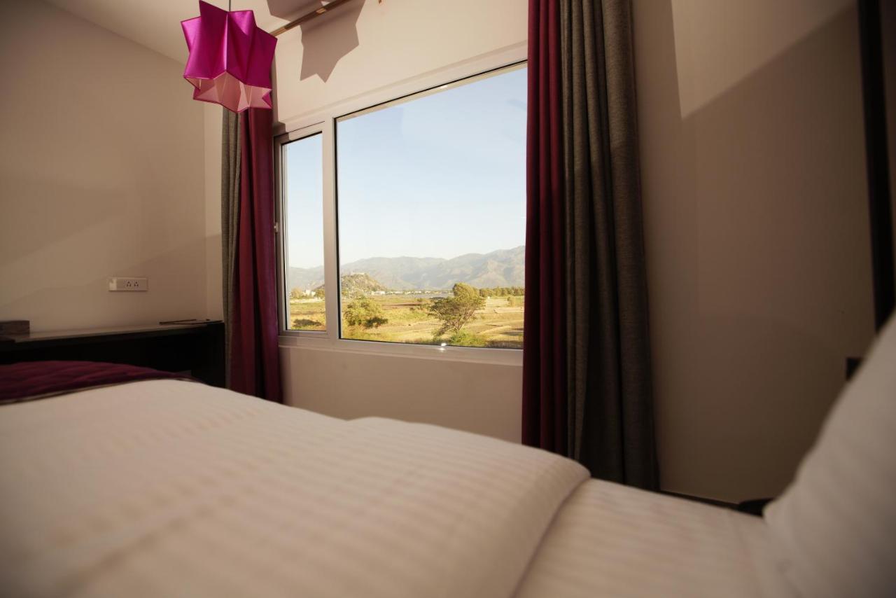 Hotel Visakka Palani Екстер'єр фото